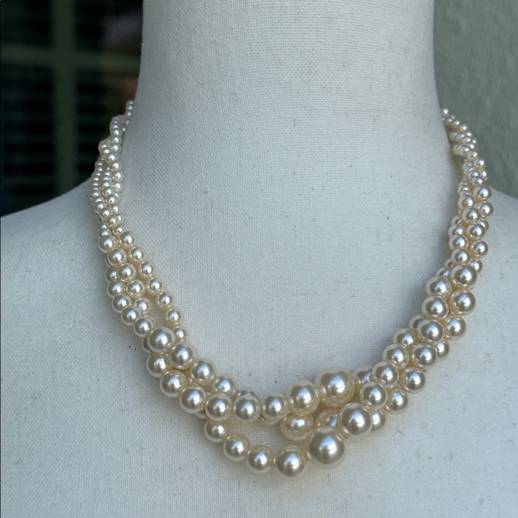 Vintage Rmn Days Pearl Necklace